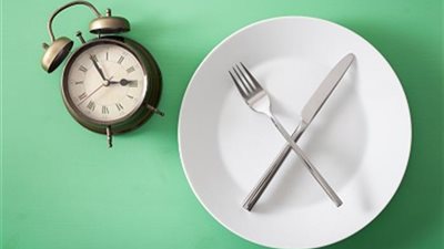 رمضان 2023| طبيب يحدد الفئات الممنوعة من الصيام أبرزهم مرضى السكري