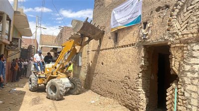 المصرف المتحد وصناع الخير يطلقان أعمال تنمية وتطوير قرية نجع الجسور بالأقصر