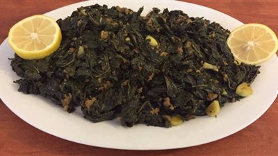 «تزيد الرغبة الجنسية» طريقة عمل الملوخية السورية