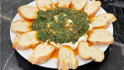 طريقة تحضير سلطة الزبادي اليوناني الشهية