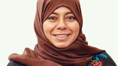 أبيض غامق أم أسود فاتح؟