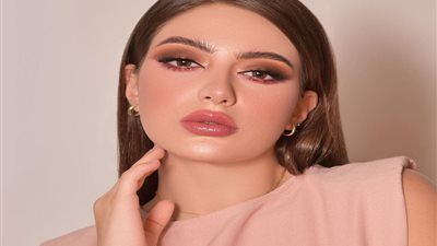 5 خطوات أساسية وبسيطة لمكياج جذاب وبشرة نضرة