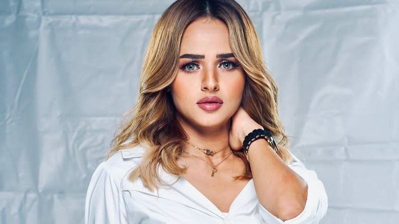 الإعلامية نهاد سمير