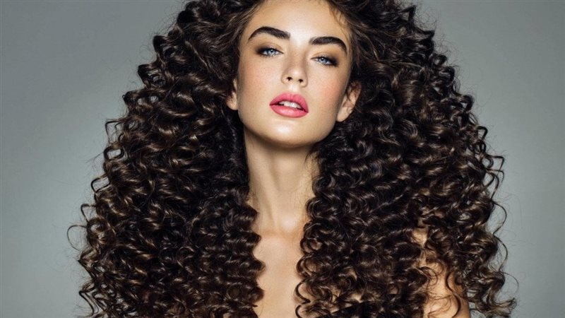 أفضل زيوت للشعر المجعد