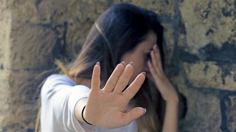تحرش - اعتداء جنسي