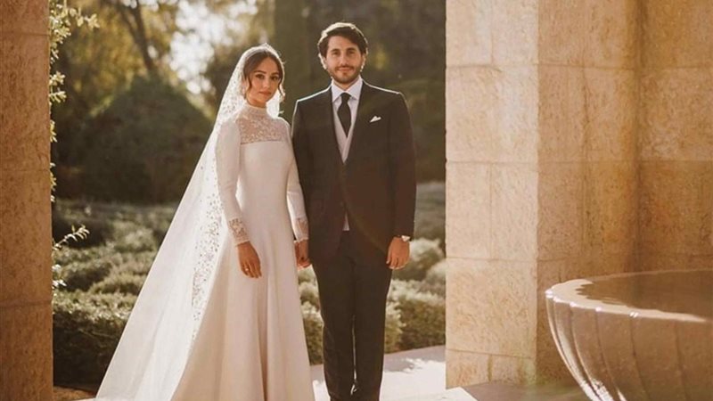 فستان الأميرة إيمان