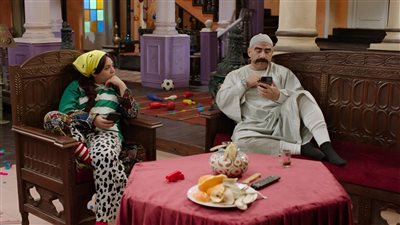 بعد الهجوم عليها| عمرو وهبة: «رحمة أحمد واقفة في المطبخ بتلف محشي»