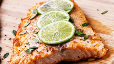 سفرة رمضان 2023| طريقة عمل سمك فيليه في الفرن (فيديوجراف)