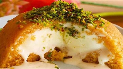 حلويات رمضان 2023| طريقة عمل آيس كريم فانيليا بالبسبوسة (فيديوجراف)