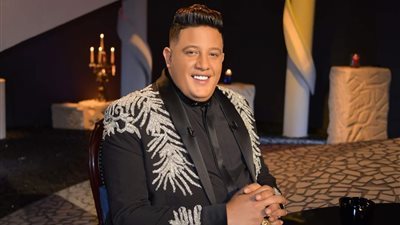 بسمة وهبة تخرج عن شعورها بسبب حمو بيكا: «أشد في شعري»