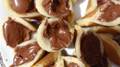 حلويات رمضان 2023| طريقة عمل القطائف بالنوتيلا