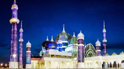 مواقيت الصلاة| موعد أذان العشاء اليوم 16 رمضان الجمعة 7-4-2023