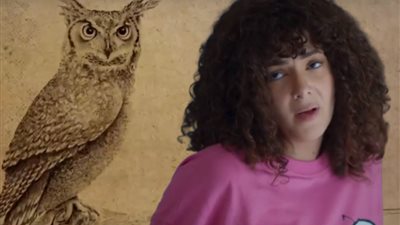 «زوجة أب وعريس غلس وكتاب سحري» أحداث الحلقة الأولى من مسلسل 