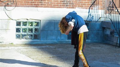 «الزيلازين» مخدر يحول الشباب الأمريكي إلى زومبي ويتسبب ببتر أطرافهم