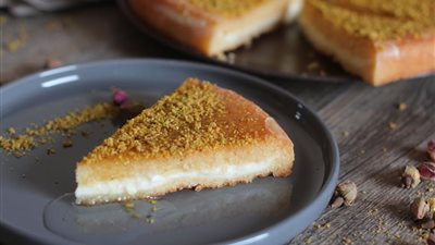 حلويات رمضان 2023| طريقة عمل البسبوسة التركية المحشية 