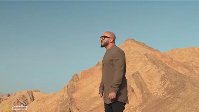 هجوم ناري على محمود العسيلي وحمزة نمرة بعد إعلان جبل موسى