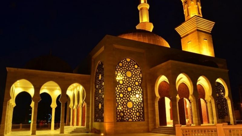 أذان العشاء