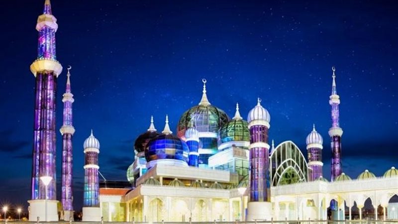 موعد أذان العشاء