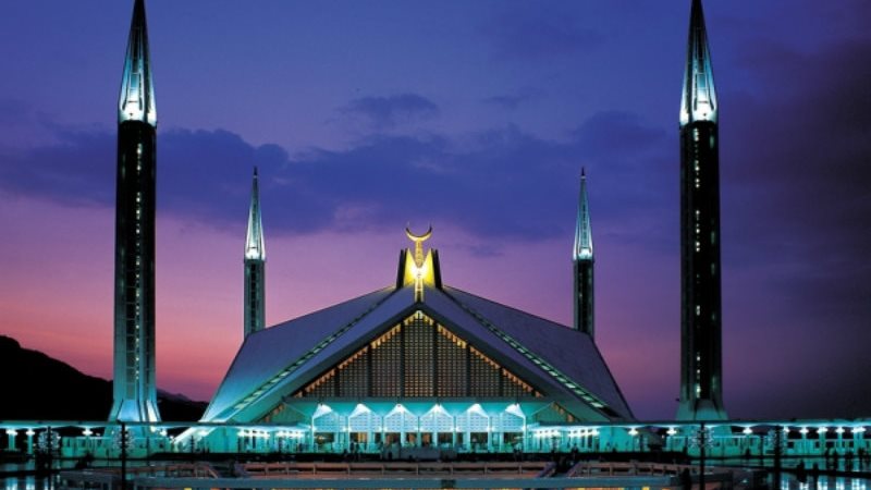 أذان المغرب