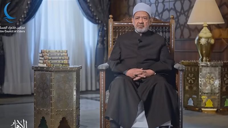 الدكتور أحمد الطيب