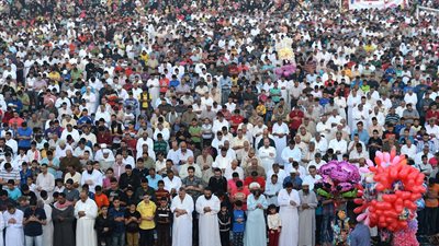 عيد الفطر 2023| هل نؤدي صلاة الجمعة إذا وافقت يوم العيد؟ الإفتاء تجيب