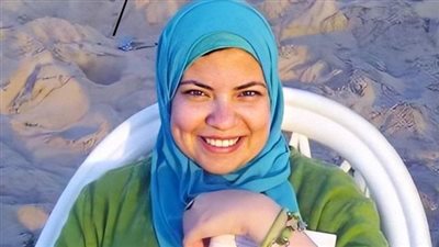 «المجد للبدينات»| إسراء زيدان تتحدى معايير المجتمع عن الوزن والجسم بأعمالها الفنية