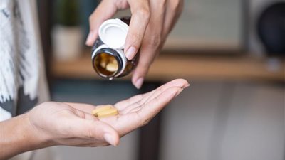  تصيبك بتهيج المعدة| احذري تناول الفيتامينات على معدة خالية