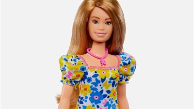«باربي» تطرح دمية شبيهة بأطفال متلازمة داون