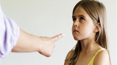 أبرزها «التسامح المفرط»| أخطاء تربوية تسبب انعدام الثقة في النفس عند الطفل 