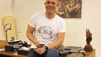 الإعلامي أحمد يونس يعلق على وفاة مصطفى درويش