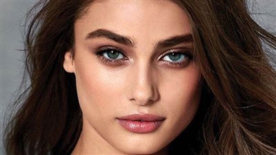 7 طرق طبيعية لتحصلي على حواجب كثيفة وجذابة