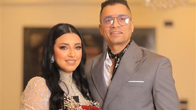 «عبستك ازاي وانتي مش بستاني» سكرين شوت زوجة شاكوش يشعل السوشيال ميديا