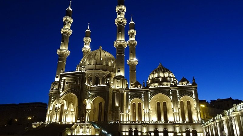 أذان العشاء