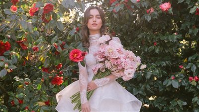 لعروس صيف 2023| استوحي إطلالة زفافك من دور الأزياء العالمية