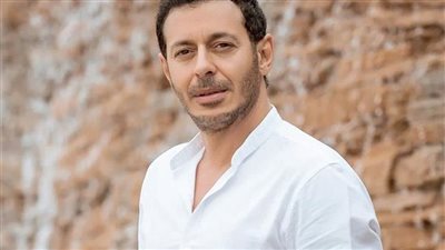 مصطفى شعبان يروي كواليس دوره في «عائلة الحاج متولي»: لم أكن مقتنعًا به