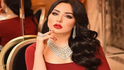 العراقية سهير القيسي رفضوها في الطب فتألقت في الإعلام 