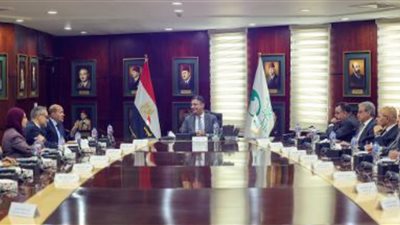 رئيس البريد يستقبل المشرف العام على جائرة مصر للتميز الحكومي لبحث سبل التعاون