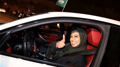 كيف تتخلصين من التوتر أثناء قيادة السيارة؟