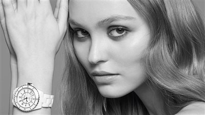 ابنة جوني ديب تدعم والدها وتحتفي به في تعليق نادر بسبب مهرجان كان