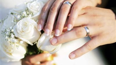 سر كسر البيضة على رأس العروس في حفل الزفاف بالمغرب  