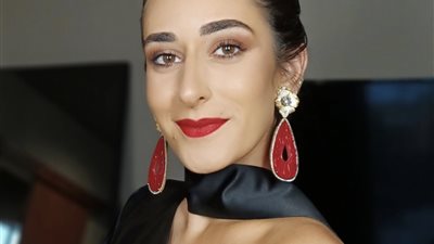 أمينة خليل تسحر القلوب والأنظار بإطلالتها في مهرجان كان