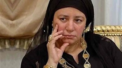 حملة على السوشيال ميديا لتكريم عبلة كامل في مهرجان القاهرة