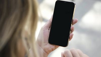 4 خطوات لحل مشكلة ظهور الشاشة السوداء في أجهزة آيفون