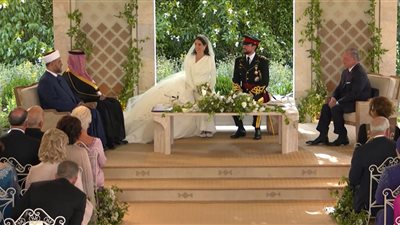 ملوك وملكات بحفل زفاف ولي العهد الأردني الأمير الحسين أبرزهم «الأمير ويليام» 