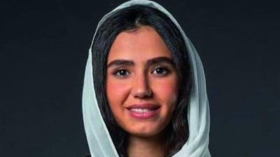 إجازة عائلية تضع السعودية شهد الجعفري على منصة الذكاء الاصطناعي