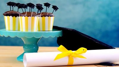 بعد ظهور نتيجة الشهادة الاعدادية| كيف تحتفلي بنجاح أولادك؟ 