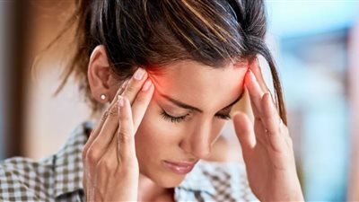 أسباب الإصابة بصداع الشمس وكيفية الوقاية منه في فصل الصيف