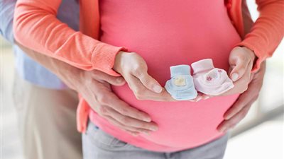 4 نصائح للحامل بتوأم لتجنب الإصابة بمضاعفات خطيرة