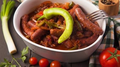 طريقة عمل السجق البلدي في البيت