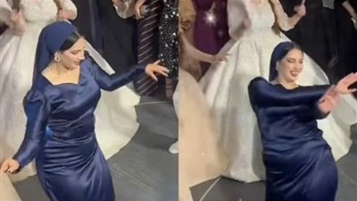 هجوم ناري من رواد السوشيال على صاحبة الفستان الأزرق «سفور وفجور» 